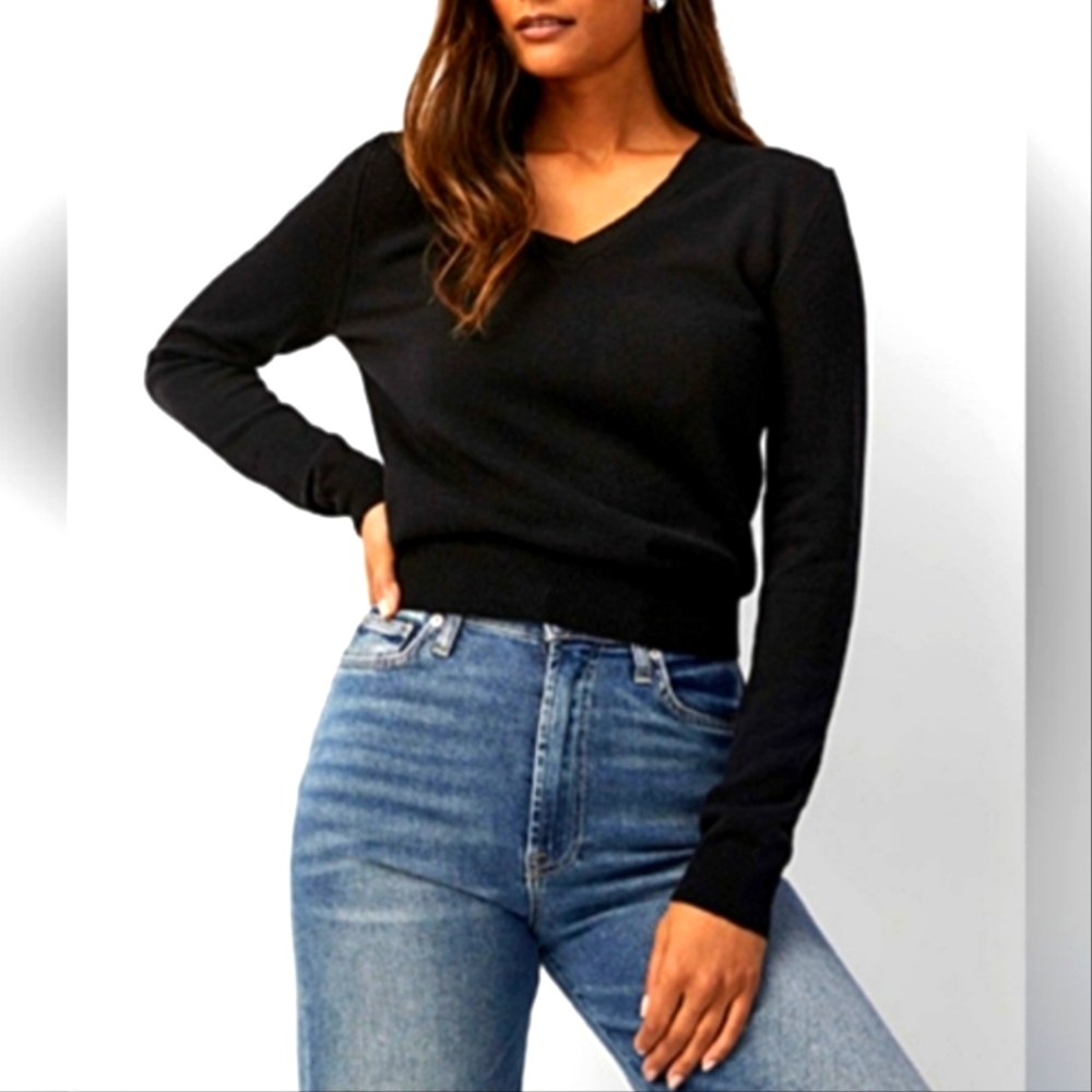 (M)🔥George🔥Cozy V Neck Black Sweater Ptp 17.5"×L22"
